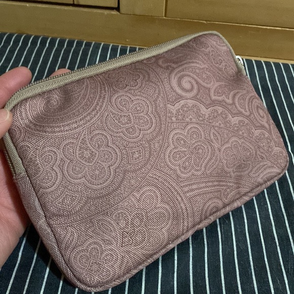 ETRO profumi(“cosmetic bag”) - Picture 3 of 9